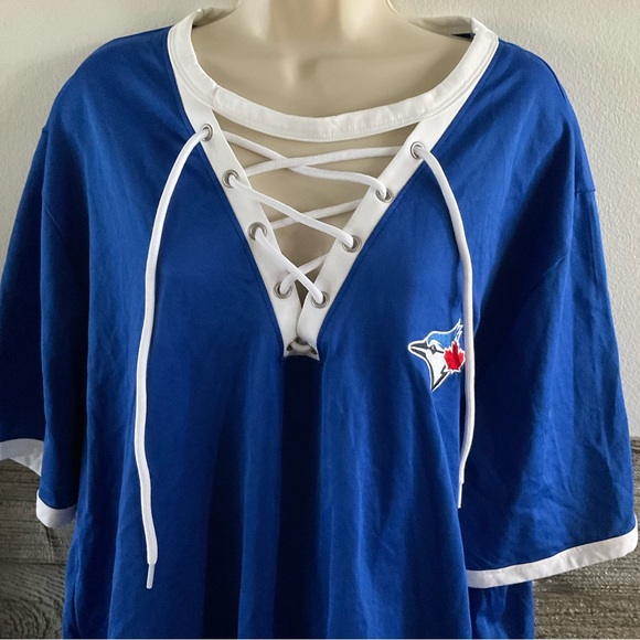 Toronto Blue Jays ladies shirts (lot of 2) Size Large both NWT (P1) - Picture 3 of 14